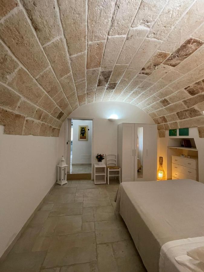 Il Vecchio Carrubo - Villa Con Piscina A Sfioro Macchia di Monte エクステリア 写真